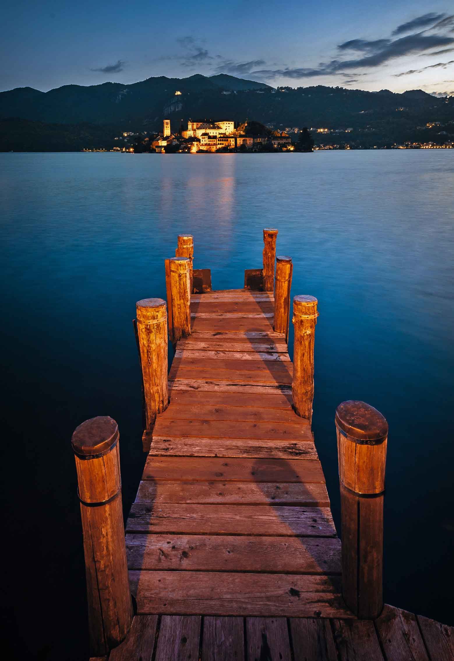the-island-of-san-giulio-with-a-wooden-pier