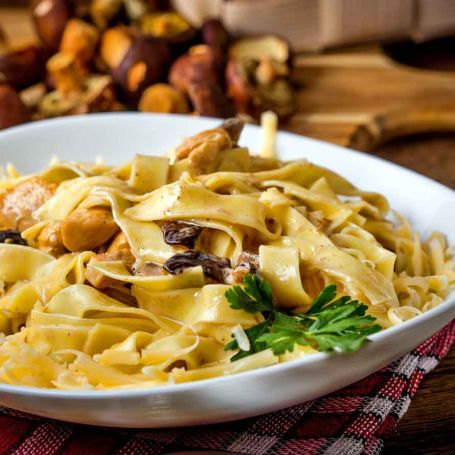 tagliatelle pasta with forest mushrooms