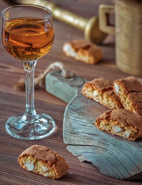 cantuccini with wine