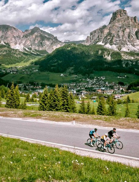 cycling in dolomites