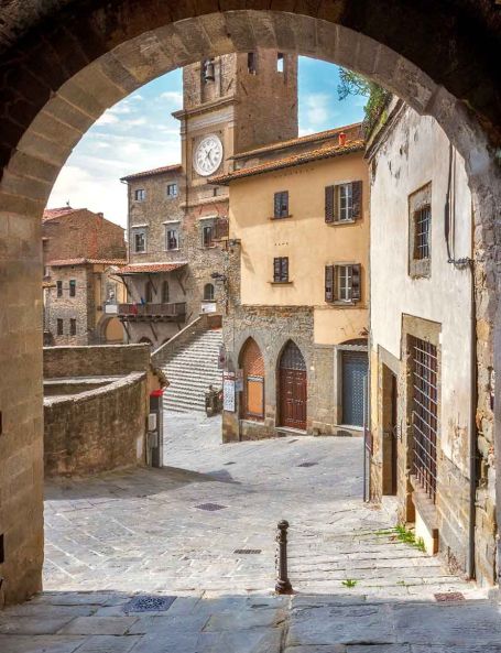 tuscany medieval architecture